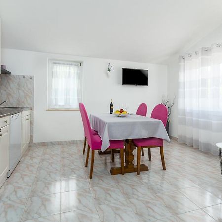 Apartments Emil Pula Dış mekan fotoğraf