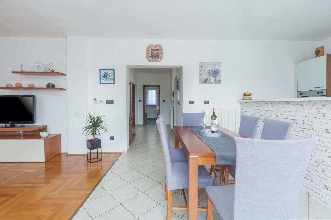 Apartments Emil Pula Dış mekan fotoğraf
