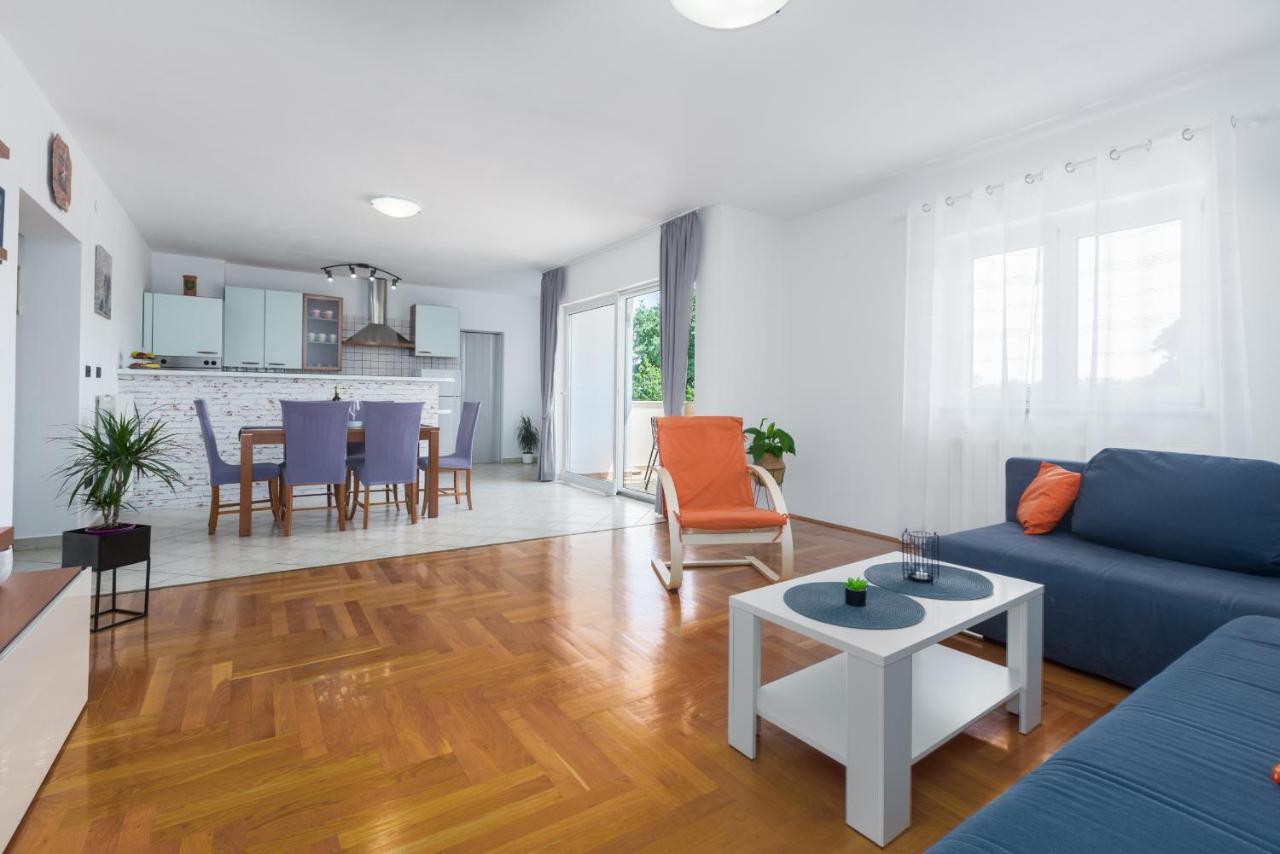 Apartments Emil Pula Dış mekan fotoğraf