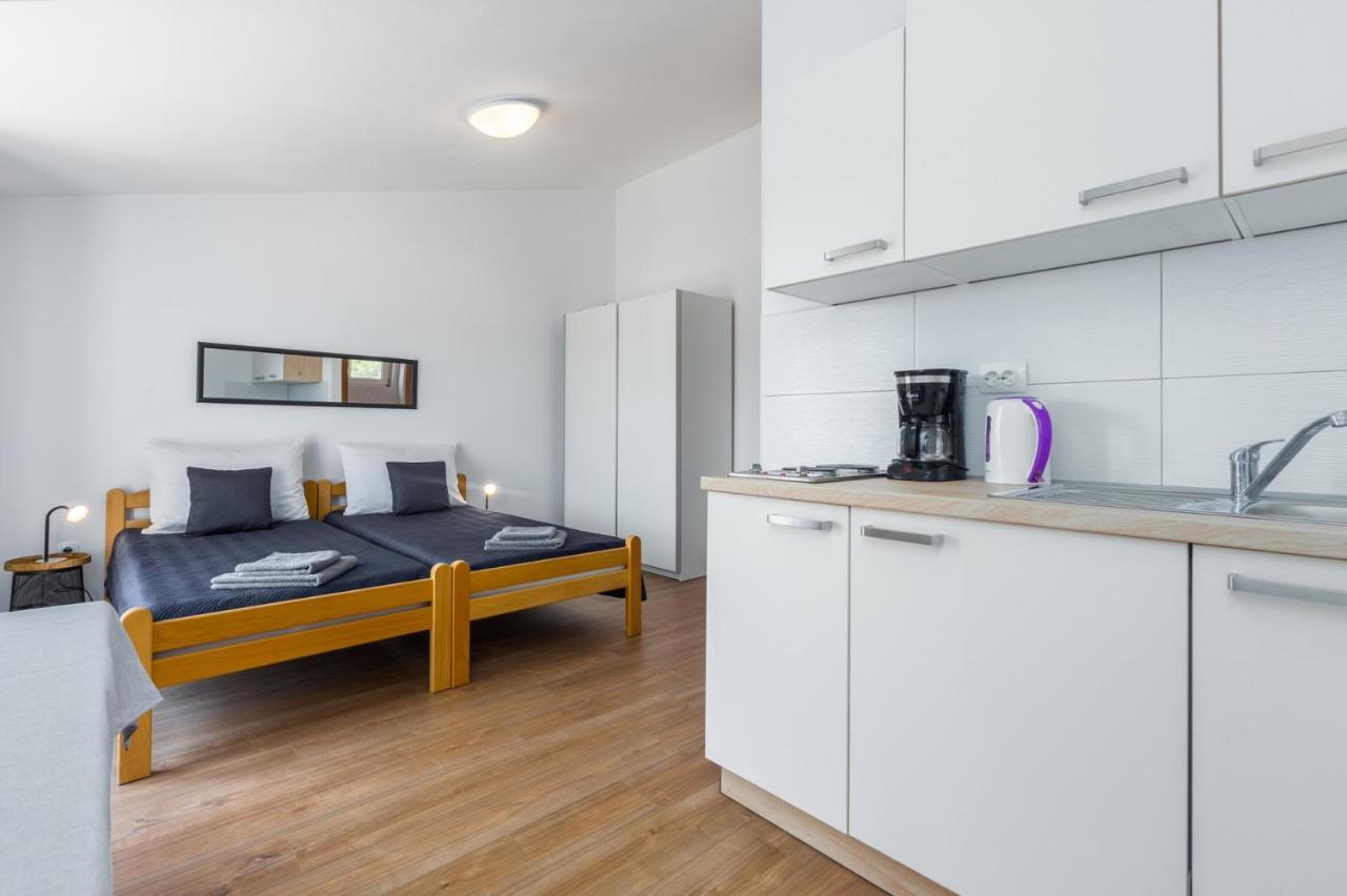 Apartments Emil Pula Dış mekan fotoğraf