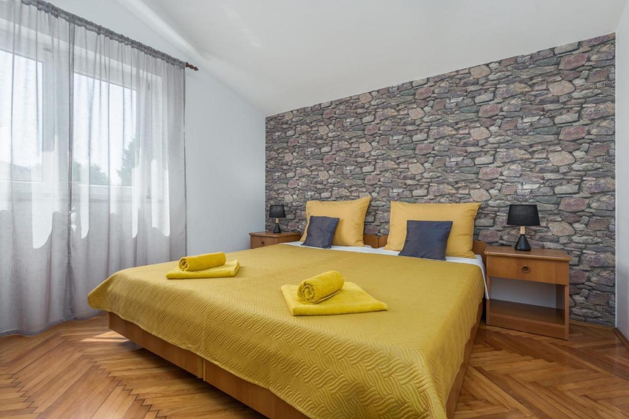 Apartments Emil Pula Dış mekan fotoğraf